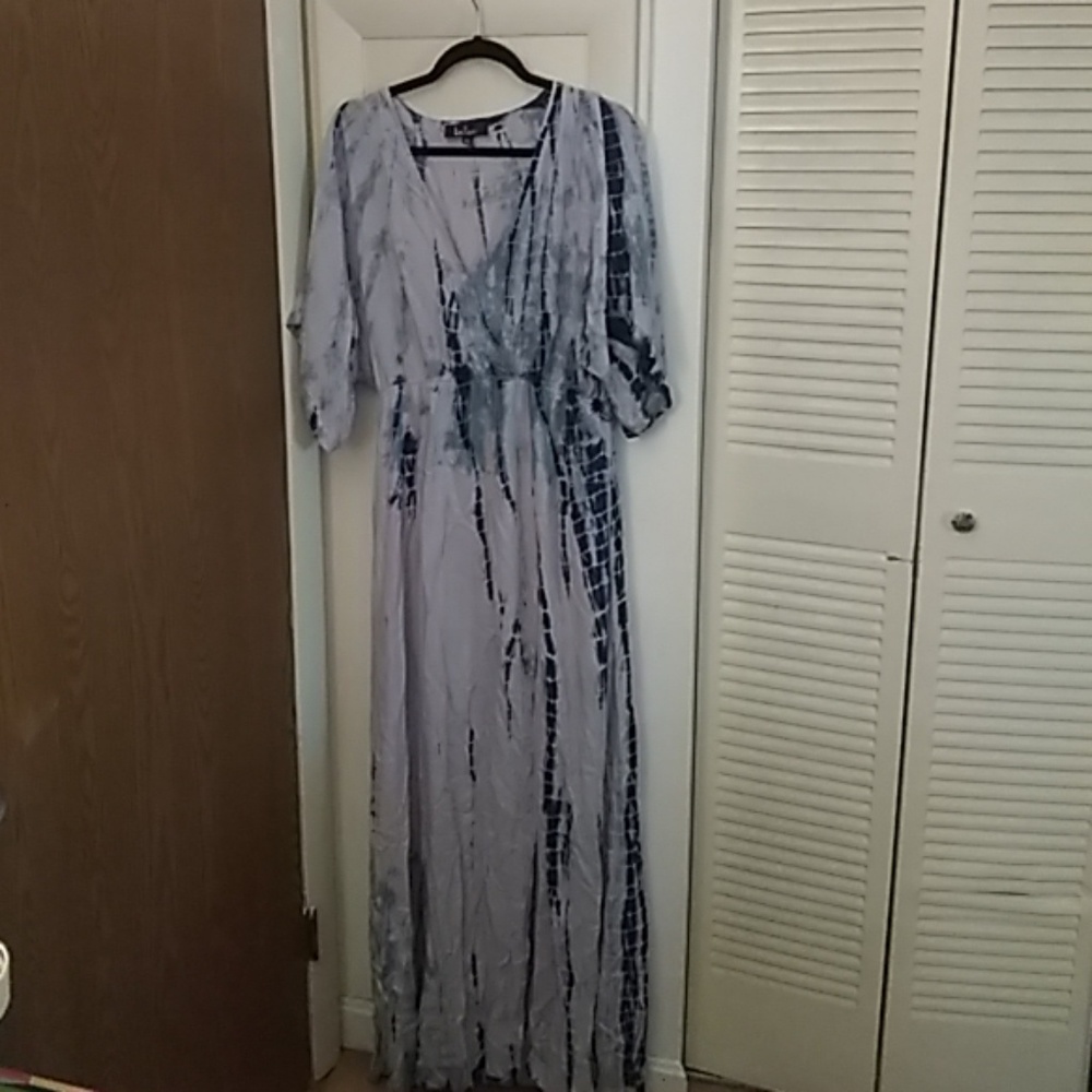 Lulu's flowy bohemian dress